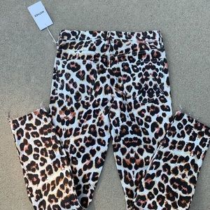 NWT Mother High Waisted Looker Leopard Print Jeans